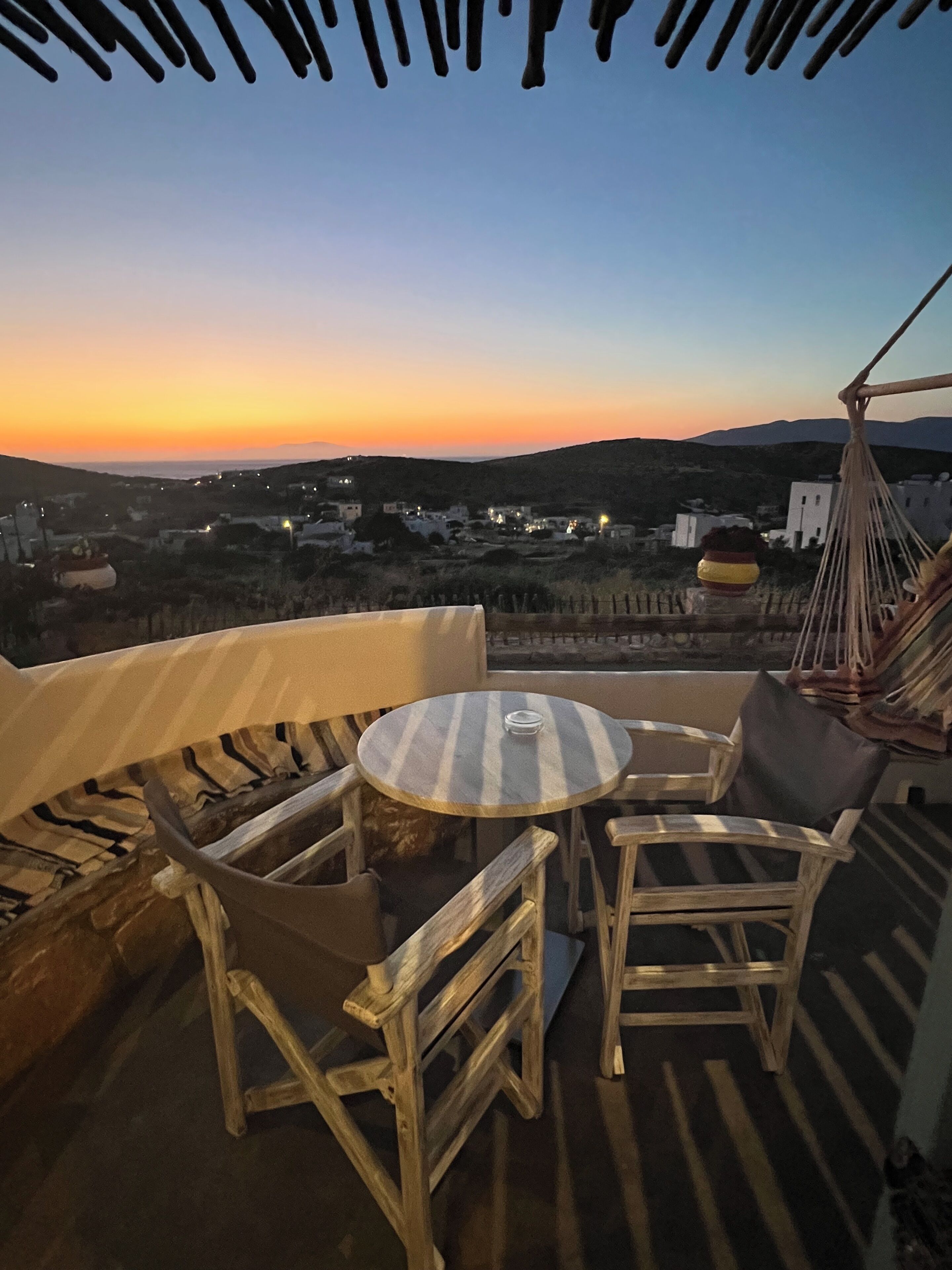 Classic-Doppelzimmer, Balkon, Meerblick | Speisen im Freien