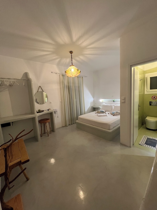 Alexandras Studios - Greece
