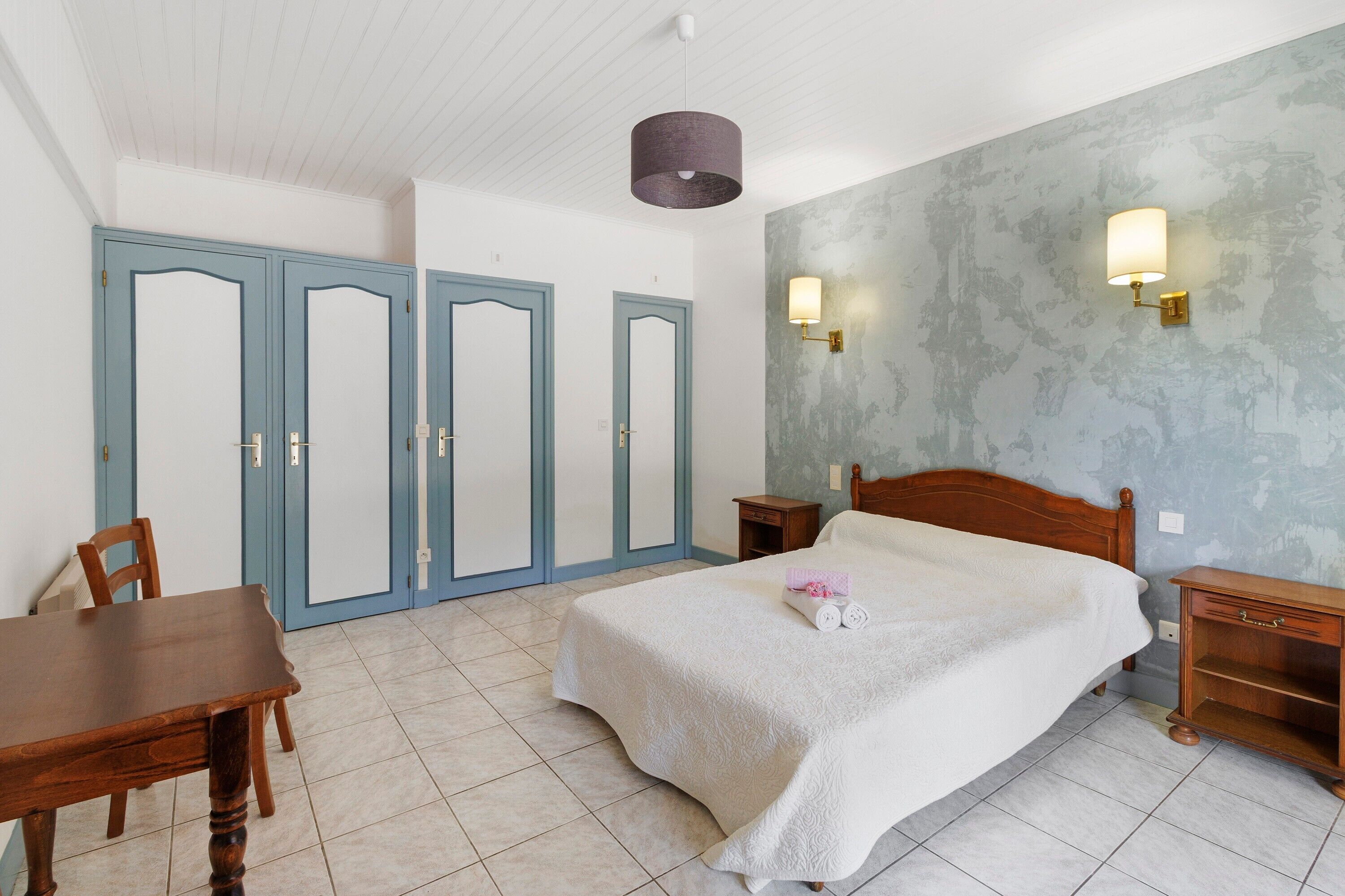 1 chambre, Wi-Fi, draps fournis