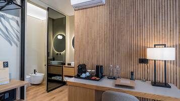 Executive-Zimmer | Hochwertige Bettwaren, Daunenbettdecken, Minibar, Zimmersafe