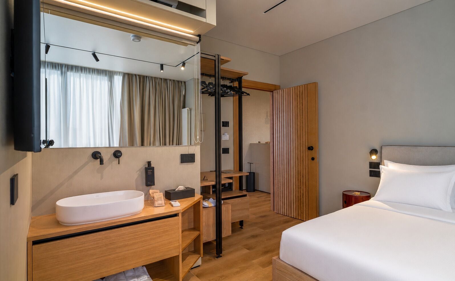 Camera Superior, vista città | Biancheria da letto di alta qualità, copriletto in piuma, minibar