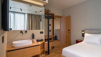 Camera Superior, vista città | Biancheria da letto di alta qualità, copriletto in piuma, minibar