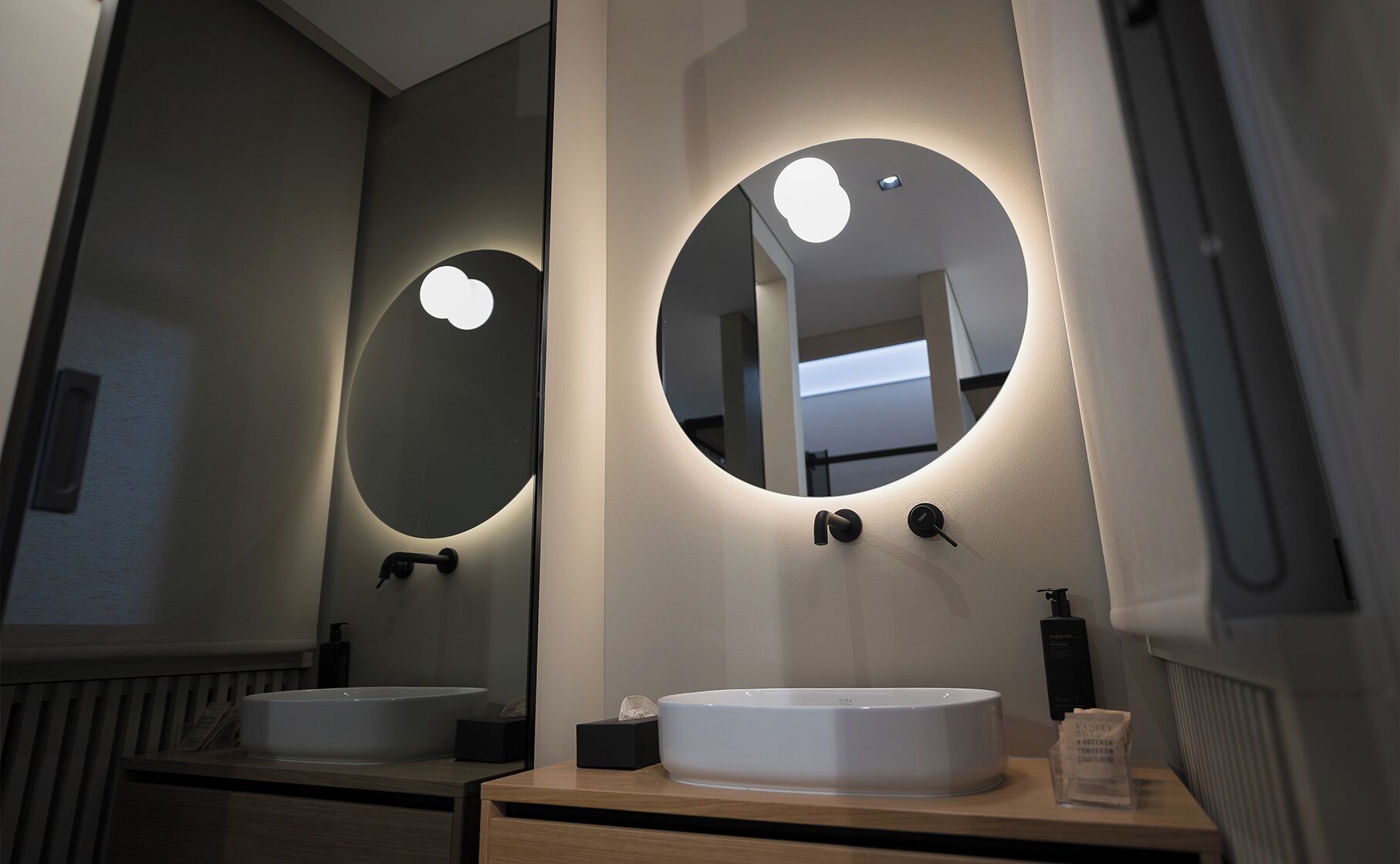 Habitación ejecutiva | Baño | Bañera y ducha independientes y cabezal de ducha tipo lluvia