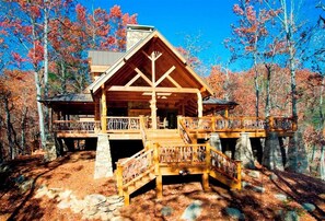 Exterior - Island Lodge on Bear Lake Surrounded By Water- Private Peninsula Great Decks (Tuckasegee)