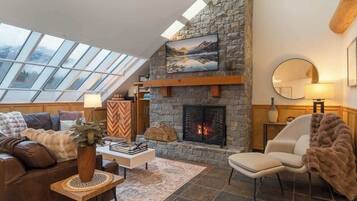 TV, fireplace, offices