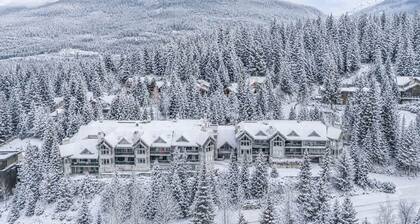 Luxury 6-Bedroom - Whistler Village - Blueberry