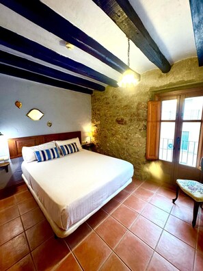 Room - Apartment 'Cal Capdevila Verd' with Mountain View, Wi-Fi and Air Conditioning (Pira)