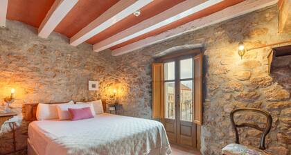 Apartment 'Cal Capdevila Verd' with Mountain View, Wi-Fi and Air Conditioning