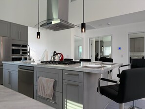 Private kitchen - Luxury Modern New Build • Bright 2BR/2BA • Expansive Backyard (Mission Viejo)