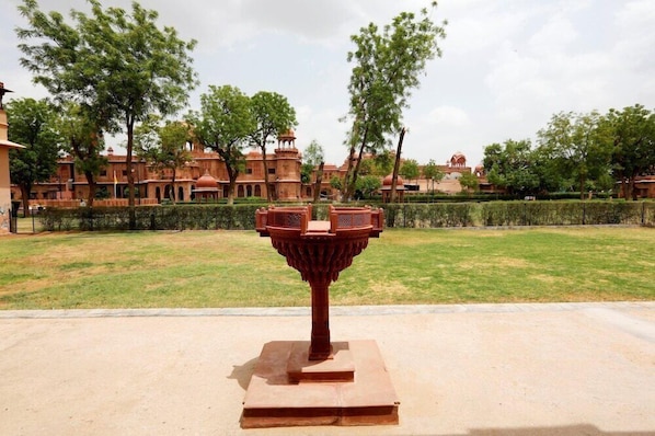 Property grounds - Lalgarh Palace (Bikaner)