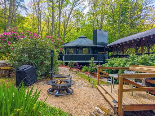 The Cullowhee Cabin | Restful Retreat | Mountain View | Fire Pit | Games