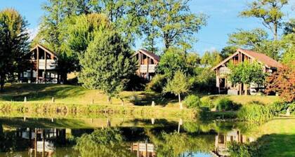 Les Chalets de Meilhac â Hameau of 4 Chalets
