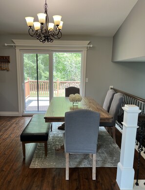 Dining - Kenyon Escape - 5 bedrooms - 6 beds - 2.5 baths - Near National Sports Center (Blaine)
