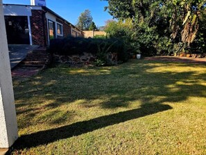 Shared Dormitory, 1 Bedroom | Property grounds - Room-aquasaints Guest Lodge 2 (Johannesburg)