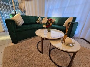 Living area - Room-aquasaints Guest Lodge 2 (Johannesburg)