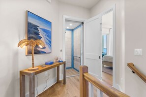 Interior - 🌊🐾 Kokomo Bungalow | Sound Front Luxury | Pet Friendly + Private Dock (Navarre)