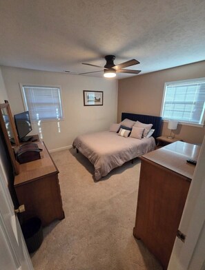 Room - Delightful 3-bedroom house in Pilot Mountain (Pilot Mountain)
