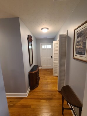 Interior - Delightful 3-bedroom house in Pilot Mountain (Pilot Mountain)