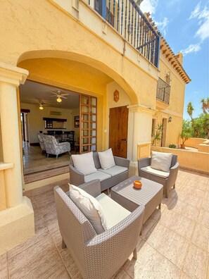 Outdoor dining - Vrbo Property (Cuevas del Almanzora, Almería)