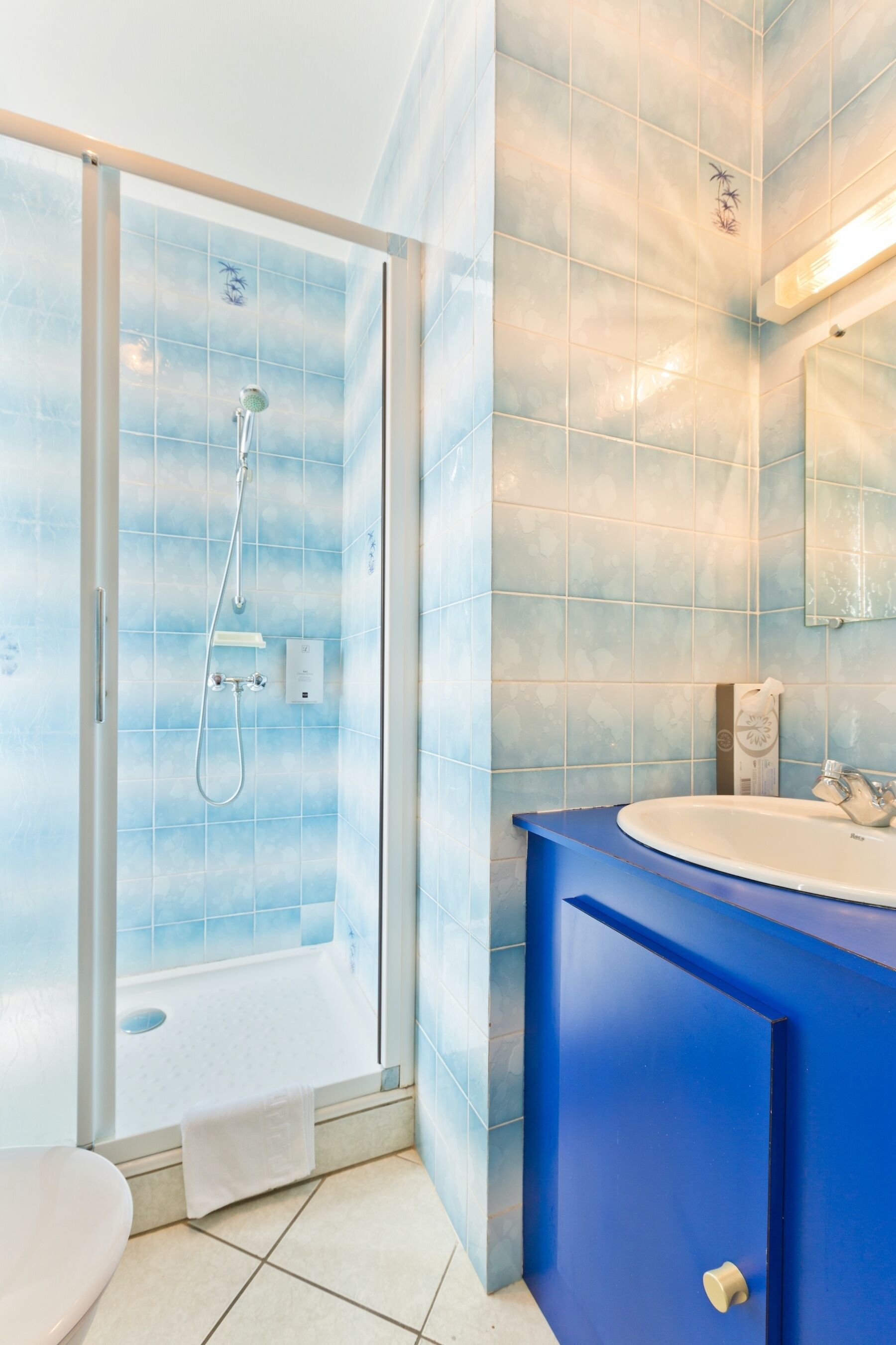 Kamar Double Klasik | Kamar mandi