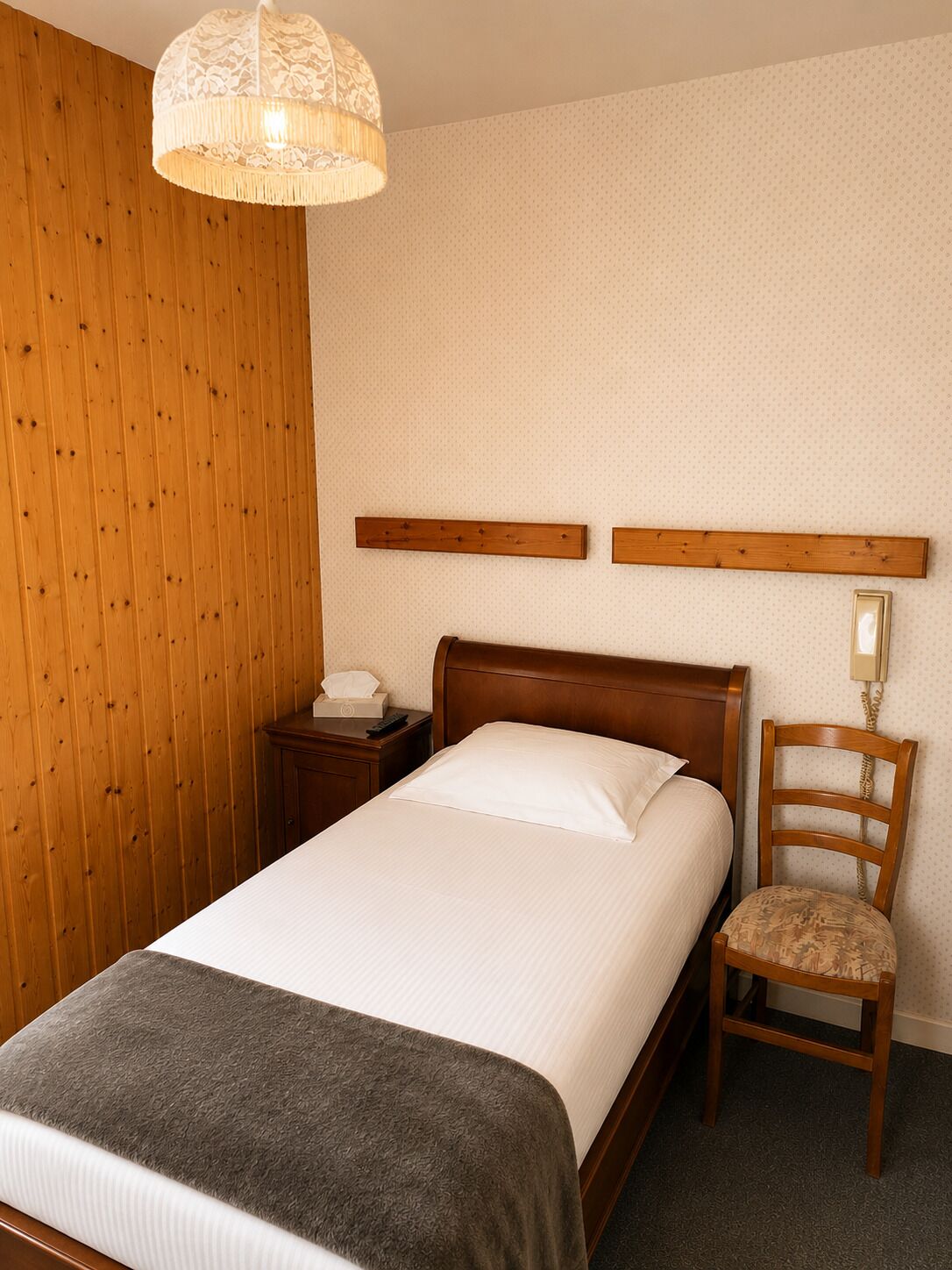 Classic Single Room | Free WiFi, bed sheets