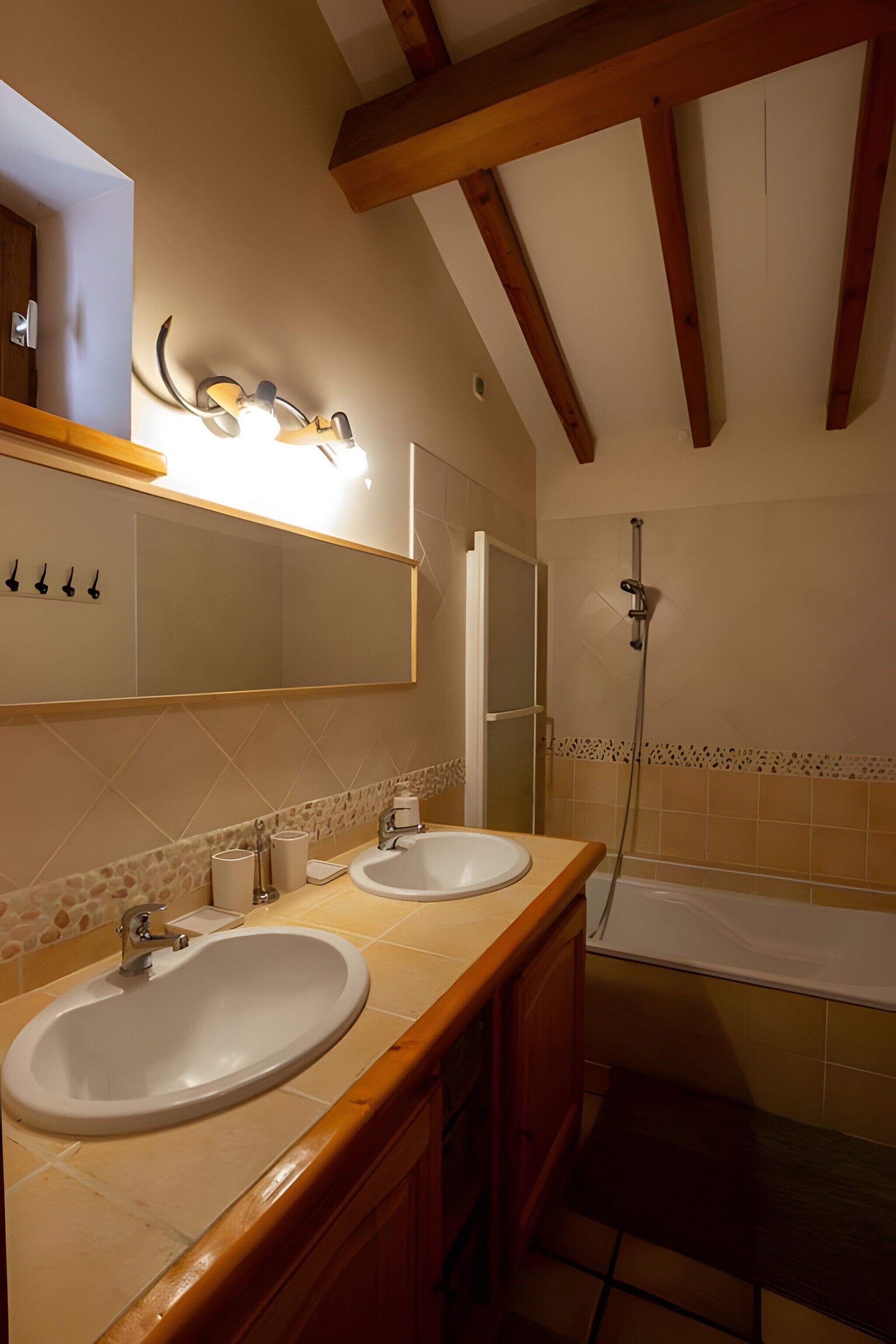 Een douche, een haardroger