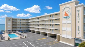 Exterior - Beautiful 2Bed, 2Ba Condo Bayfront Condo w/Pool next to Seacrets Bar & Grill. (Ocean City)