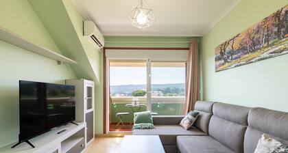 Penthouse in Palmeira with Sea Views, Shared Pool, Tennis Court and Wi-Fi