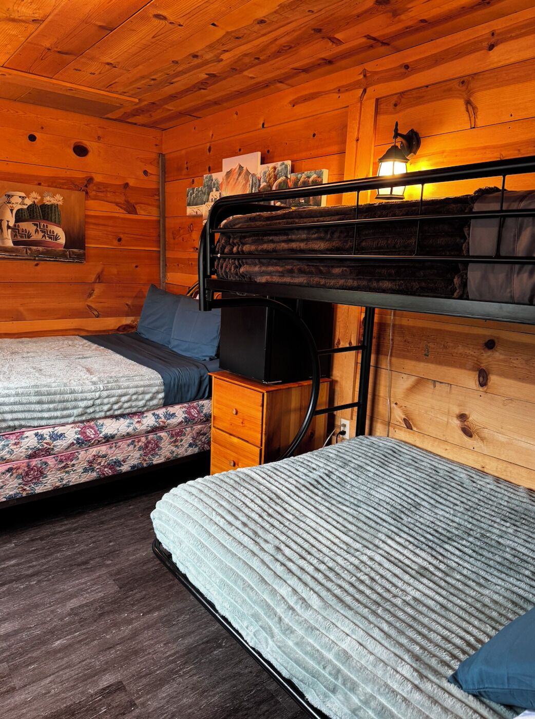 1 bedroom, internet, bed sheets
