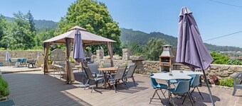 Chambre 'Chambre 11 - Quinta Do AvĂŽ' avec vue sur la montagne, Wi-Fi et climatisation