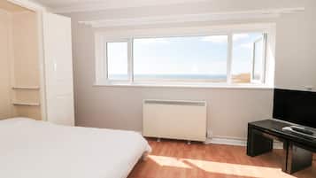 1 bedroom, WiFi (free), individually decorated, individually furnished