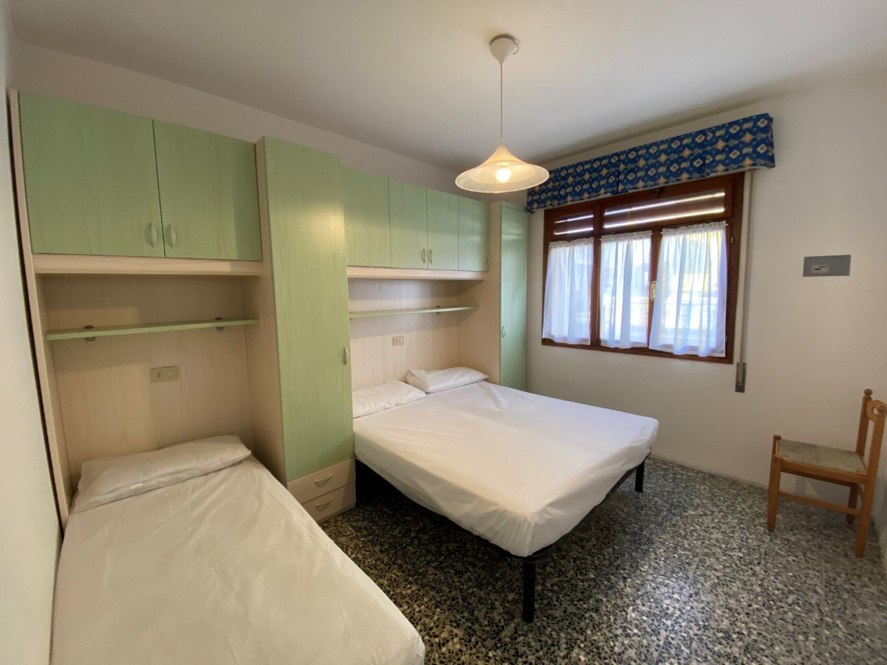 3 bedrooms