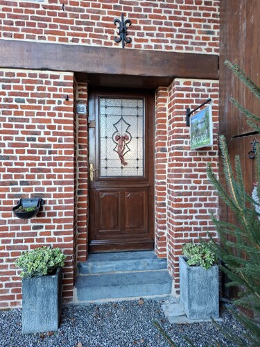 Chambre d’hôtes « Chambre Églantine » avec jardin partagé et Wi-Fi