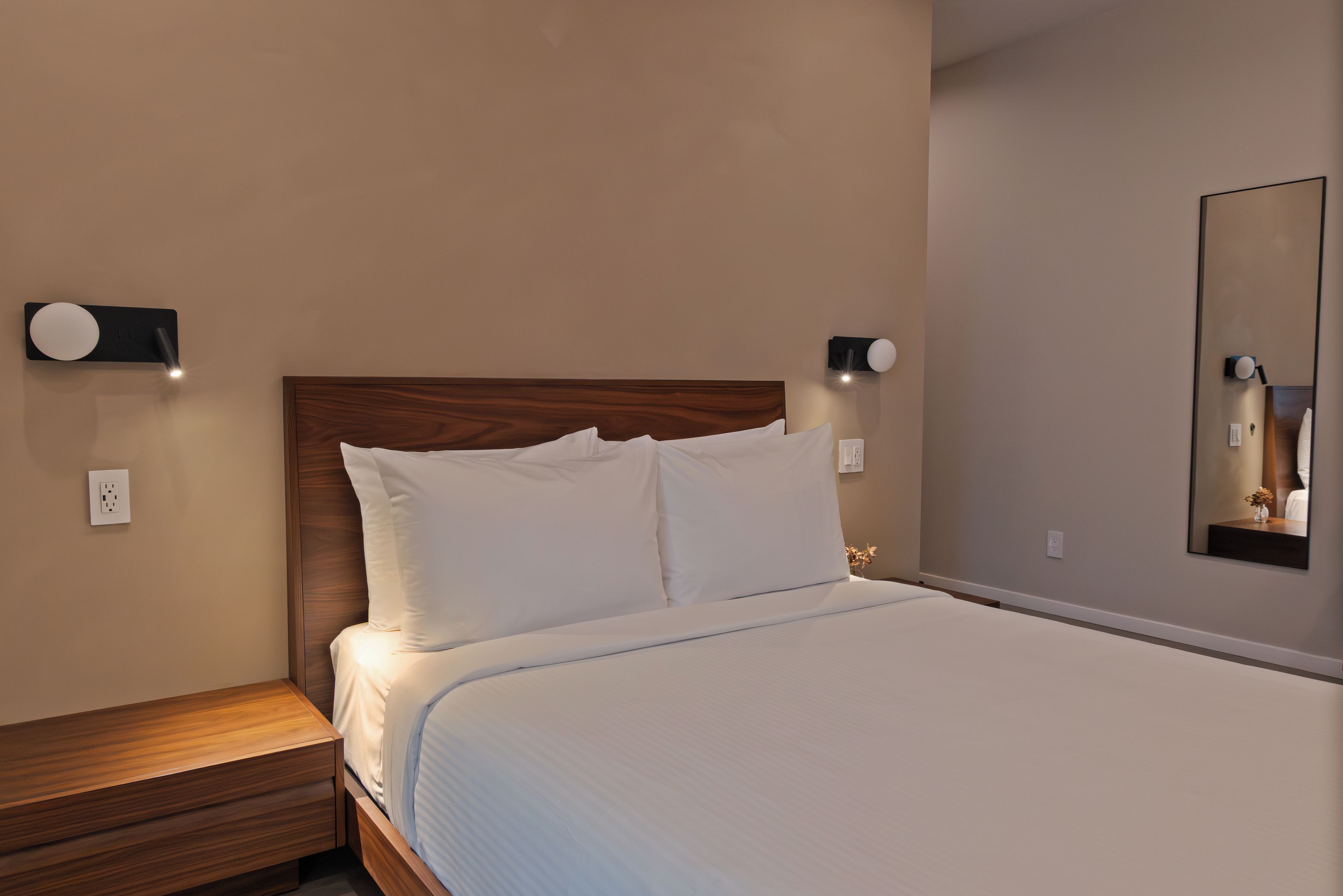 1 bedroom, desk, WiFi (free), bed sheets