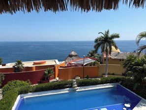 Pool - Luxury Villa in Residential Conejos with private pool and rooftop (Residencial Conejos)