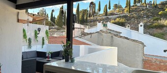 Xitxarra House (pet friendly)
