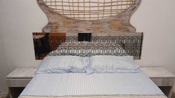 Desk, laptop workspace, free WiFi, bed sheets