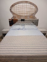 Classic House, Smoking, City View | Desk, laptop workspace, free WiFi, bed sheets