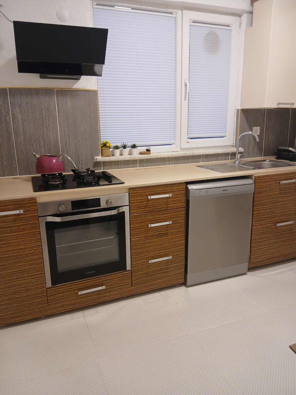 Classic House, Smoking, City View | Private kitchen | Fridge, microwave, oven, stovetop