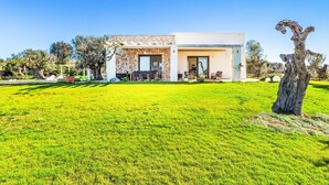 Exterior - Stupenda Villa Grazia con piscina by Interhome (Acquarica del Capo)