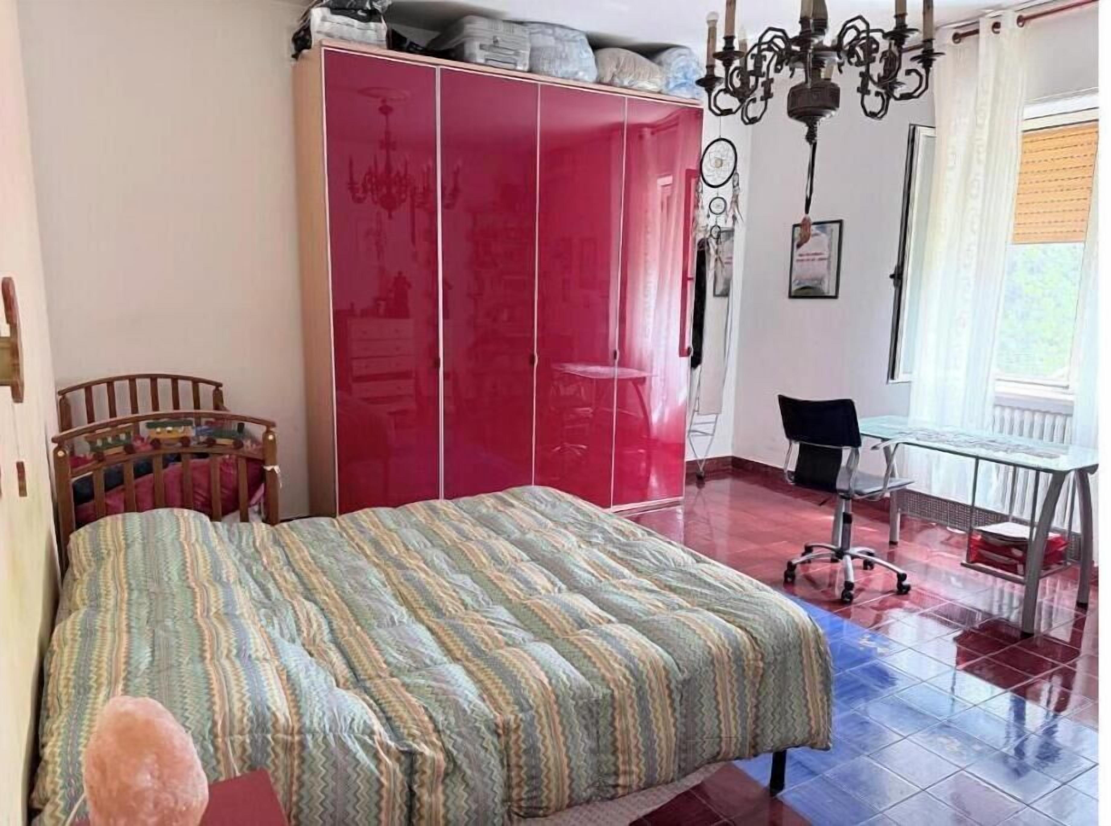 5 slaapkamers, internet, beddengoed