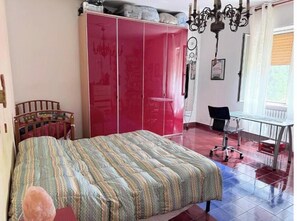 5 slaapkamers, internet, beddengoed