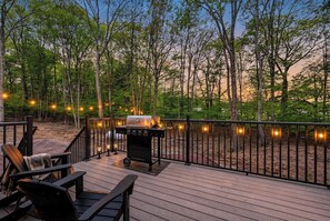 Outdoor dining - New Construction 12 Bed/BA Blue Ridge Lodge Nestled In The Heart Of The Poconos! (White Haven)