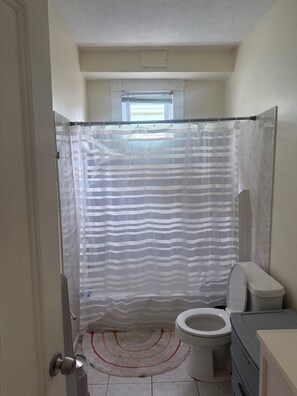 Handtücher, Toilettenpapier