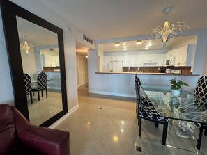 Interior - Bright 1 Bedroom Near Beach & Shops (Sunny Isles Beach)