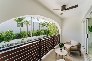 Terrace/patio - Villa Verde - Boca Pool & Beach walk (Boca Raton)