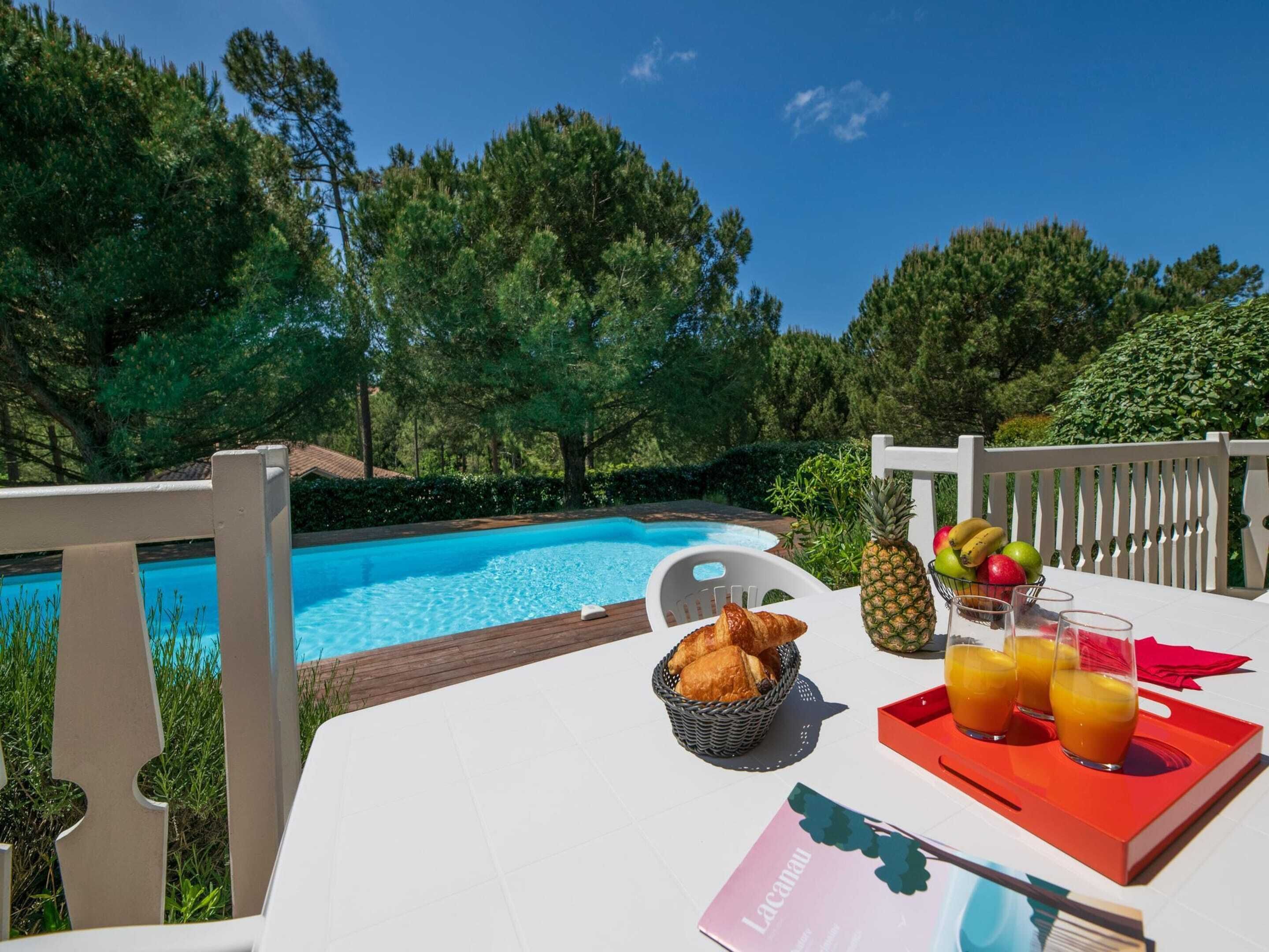 Villa | Pool | Indoor pool, outdoor pool