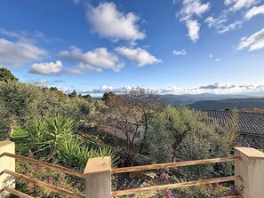Property grounds - Apartment 'Les Lavandes' with Sea View, Wi-Fi and Air Conditioning (Saint-Cézaire-sur-Siagne)