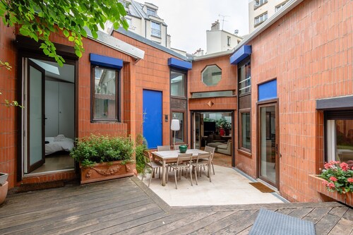 Unique 4BR Architect House w/ Private Terrace