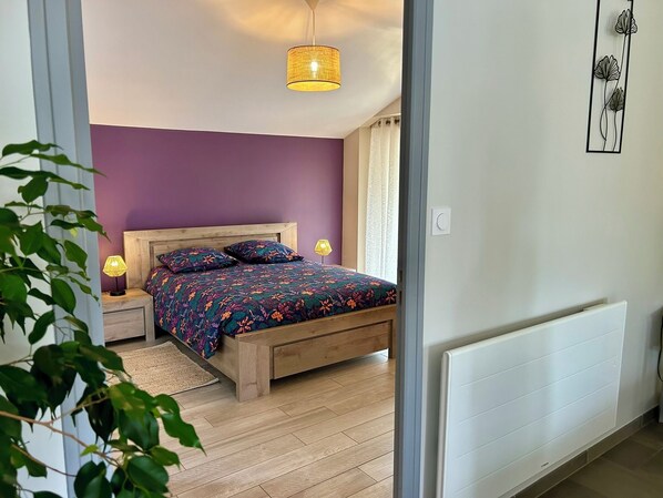 Desk, iron/ironing board, travel cot, free WiFi - Gite de la grée Golfe du Morbihan et Brocéliande PMR access (Cruguel)